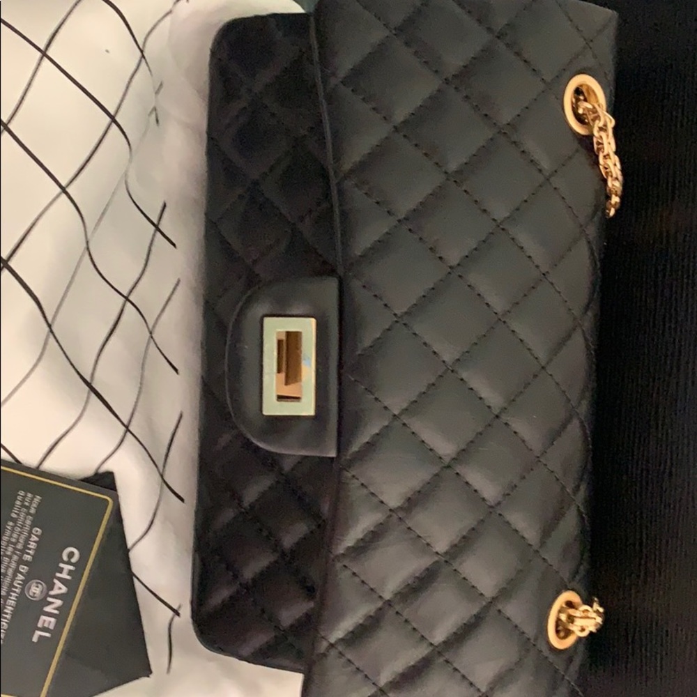 Channel 2.55 calfskin flap bag size medium.